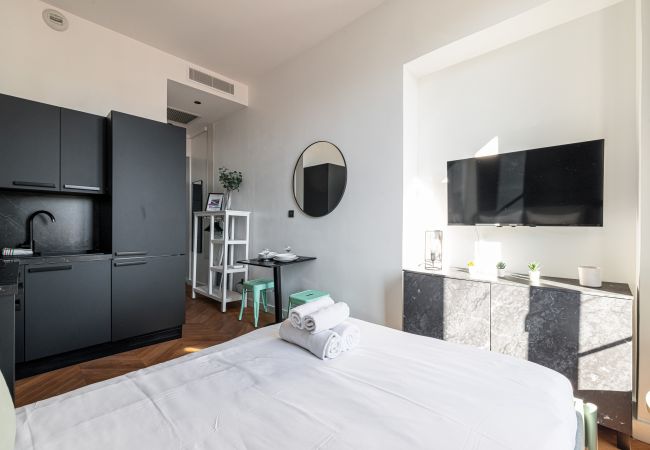 Studio in Nice - Modern & renovated studio - A/C - 300m Jean Médecin  Studio in Nice - Modern & renovated studio - A/C - 300m Jean Médecin