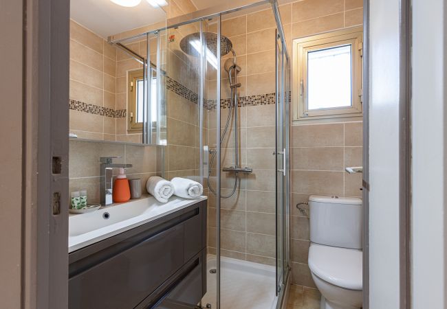 Apartment in Saint-Laurent-du-Var - Large 3p for families - 300m from the sea - A/C Apartment in Saint-Laurent-du-Var - Large 3p for families - 300m from the sea - A/C