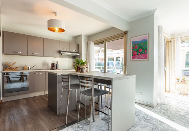 Apartment in Saint-Laurent-du-Var - Large 3p for families - 300m from the sea - A/C Apartment in Saint-Laurent-du-Var - Large 3p for families - 300m from the sea - A/C