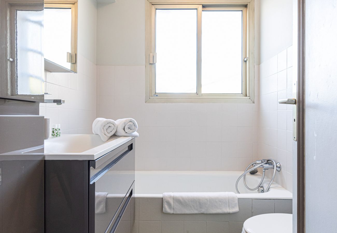 Apartment in Saint-Laurent-du-Var - Large 3p for families - 300m from the sea - A/C Apartment in Saint-Laurent-du-Var - Large 3p for families - 300m from the sea - A/C