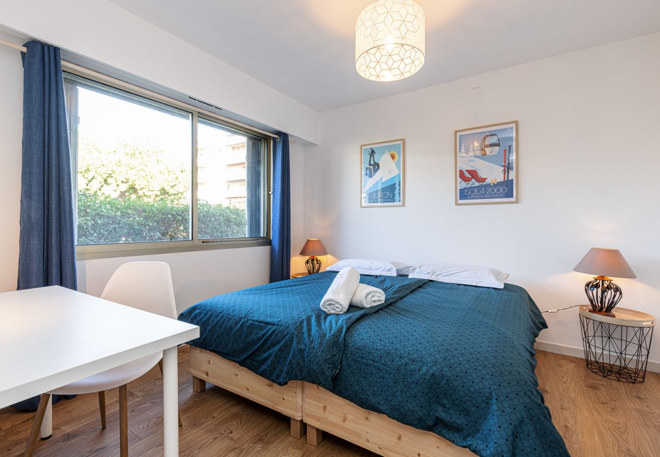 Apartment in Saint-Laurent-du-Var - Large 3p for families - 300m from the sea - A/C Apartment in Saint-Laurent-du-Var - Large 3p for families - 300m from the sea - A/C