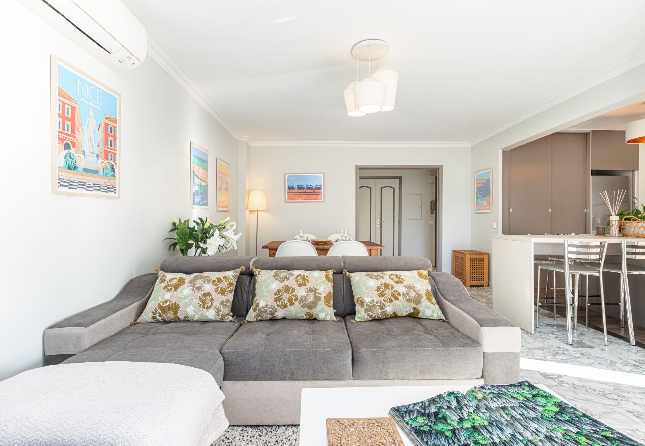 Apartment in Saint-Laurent-du-Var - Large 3p for families - 300m from the sea - A/C Apartment in Saint-Laurent-du-Var - Large 3p for families - 300m from the sea - A/C