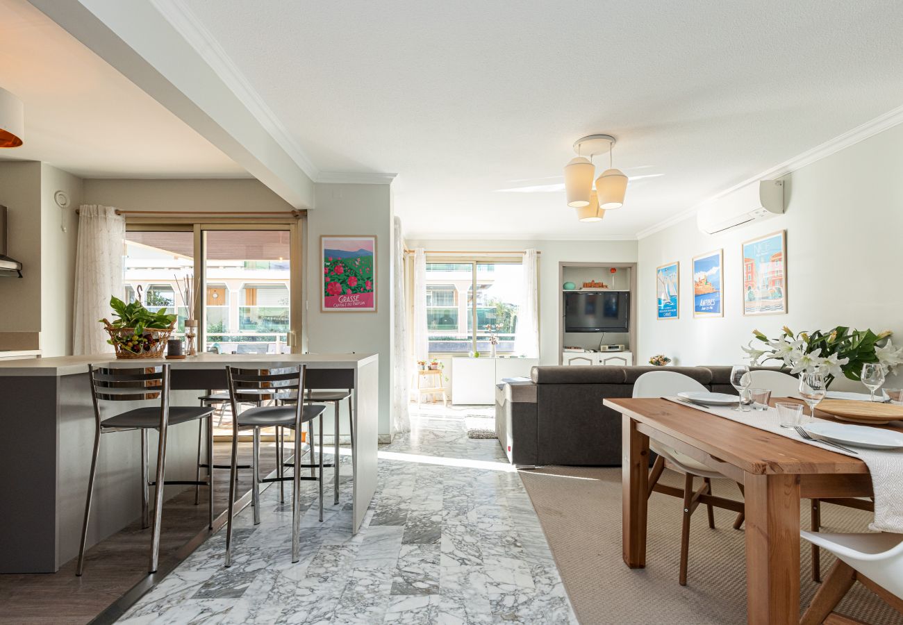 Apartment in Saint-Laurent-du-Var - Large 3p for families - 300m from the sea - A/C Apartment in Saint-Laurent-du-Var - Large 3p for families - 300m from the sea - A/C