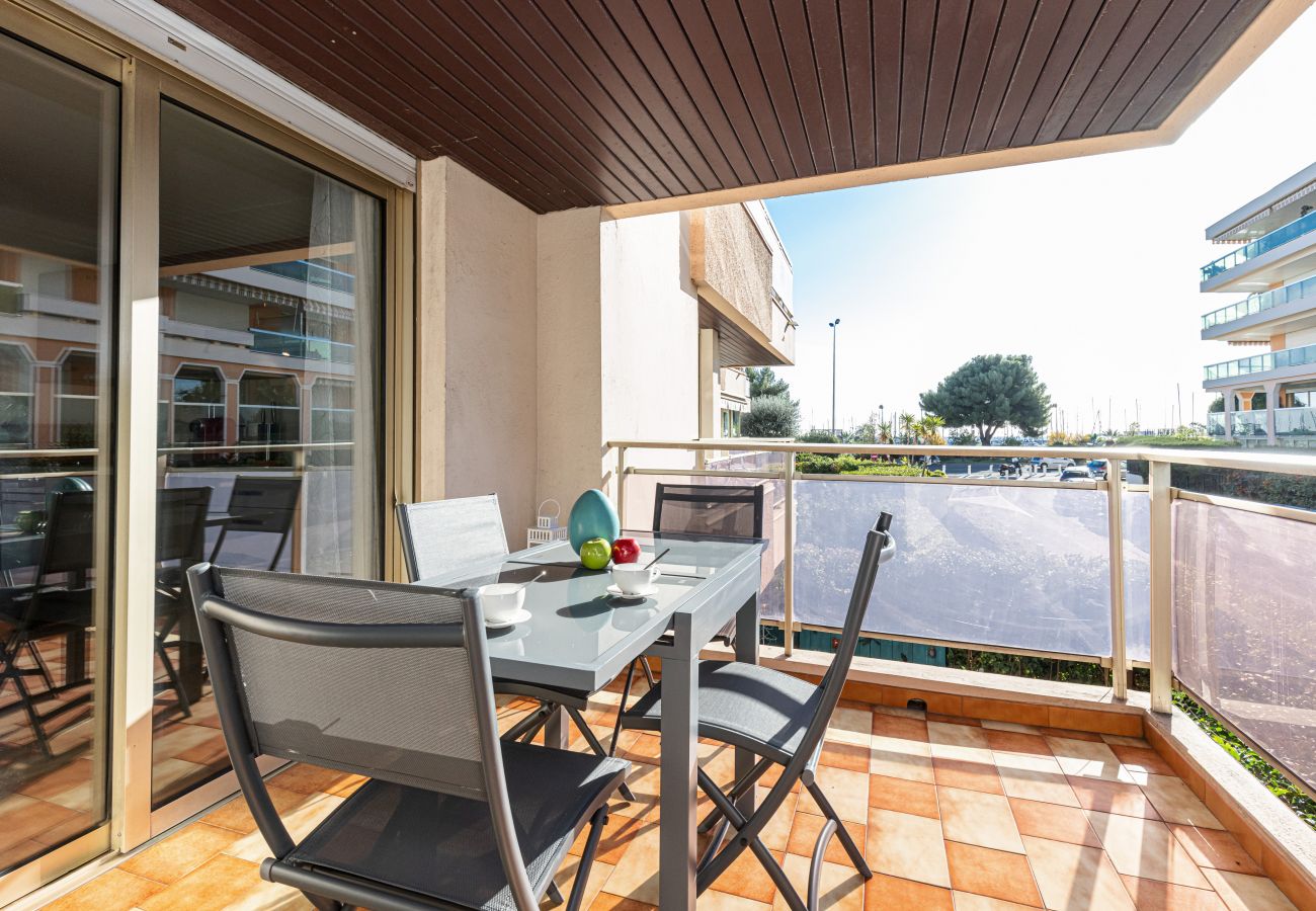 Apartment in Saint-Laurent-du-Var - Large 3p for families - 300m from the sea - A/C Apartment in Saint-Laurent-du-Var - Large 3p for families - 300m from the sea - A/C