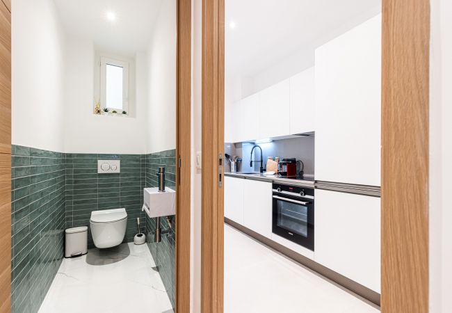 Apartment in Nice - Lovely renovated flat - City centre - A/C  Apartment in Nice - Lovely renovated flat - City centre - A/C