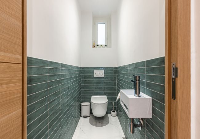 Apartment in Nice - Lovely renovated flat - City centre - A/C  Apartment in Nice - Lovely renovated flat - City centre - A/C