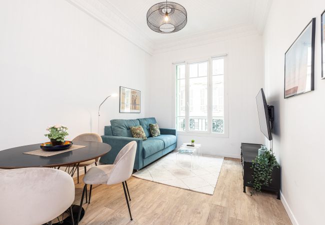 Apartment in Nice - Lovely renovated flat - City centre - A/C  Apartment in Nice - Lovely renovated flat - City centre - A/C
