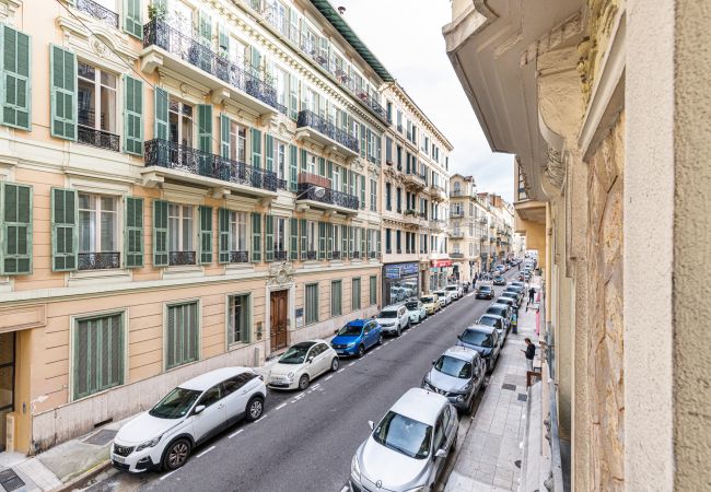 Apartment in Nice - Lovely renovated flat - City centre - A/C  Apartment in Nice - Lovely renovated flat - City centre - A/C