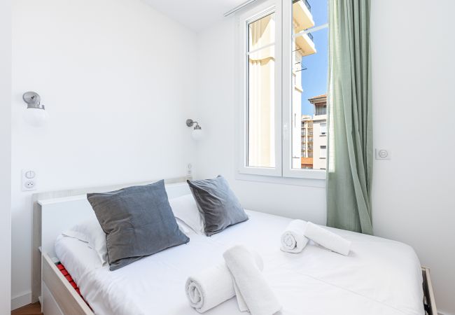 Apartment in Nice - Modern 2 Bedrooms - A/C Apartment in Nice - Modern 2 Bedrooms - A/C