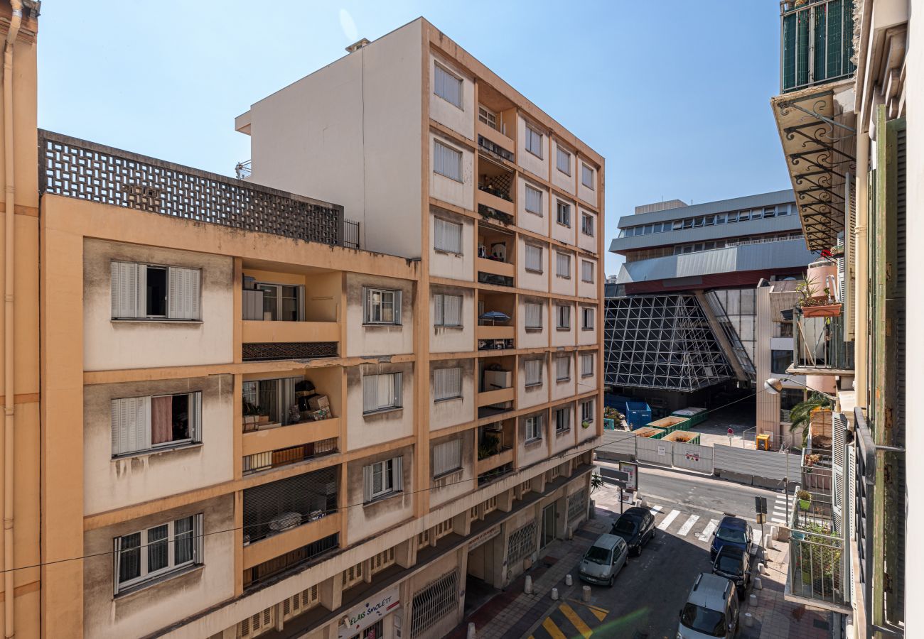 Apartment in Nice - Modern 2 Bedrooms - A/C Apartment in Nice - Modern 2 Bedrooms - A/C