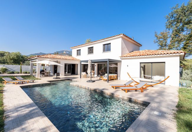 Villa in Roquefort-les-Pins - Villa 360 - Roquefort Les Pins Villa in Roquefort-les-Pins - Villa 360 - Roquefort Les Pins