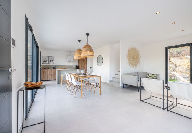 Villa in Colomars - Villa RIVIERA - New between sea and mountains Villa in Colomars - Villa RIVIERA - New between sea and mountains