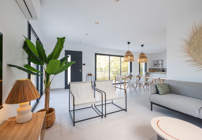 Villa in Colomars - Villa RIVIERA - New between sea and mountains Villa in Colomars - Villa RIVIERA - New between sea and mountains