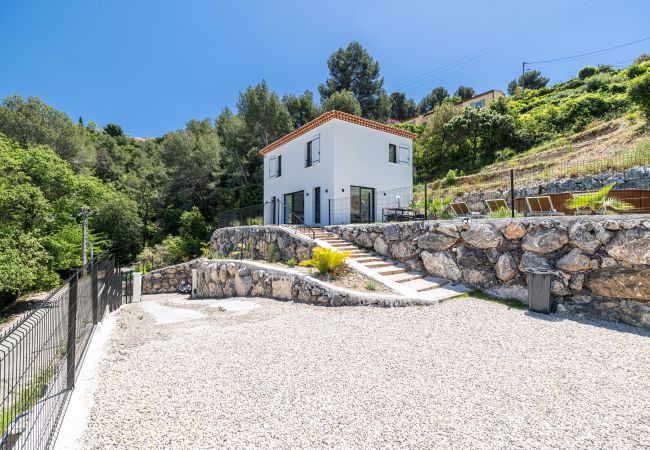 Villa in Colomars - Villa RIVIERA - New between sea and mountains Villa in Colomars - Villa RIVIERA - New between sea and mountains