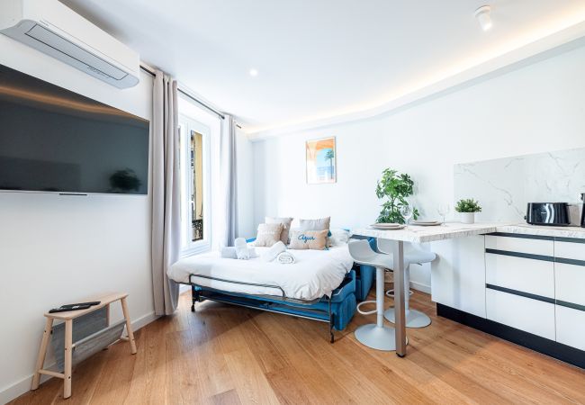 Studio in Nice - Studio Old Town - Renovated - A/C Studio in Nice - Studio Old Town - Renovated - A/C