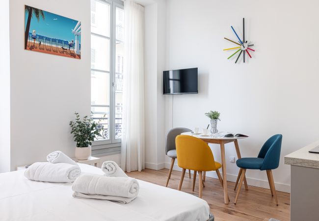 Studio in Nice - New Studio City Center - A/C Studio in Nice - New Studio City Center - A/C