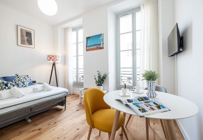 Studio in Nice - New Studio City Center - A/C Studio in Nice - New Studio City Center - A/C
