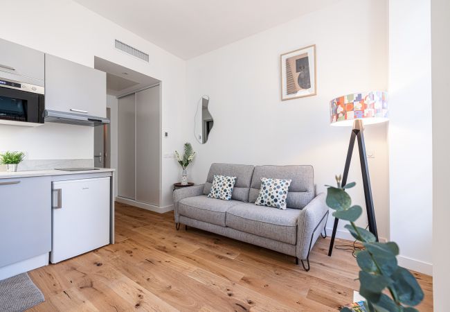 Studio in Nice - New Studio City Center - A/C Studio in Nice - New Studio City Center - A/C