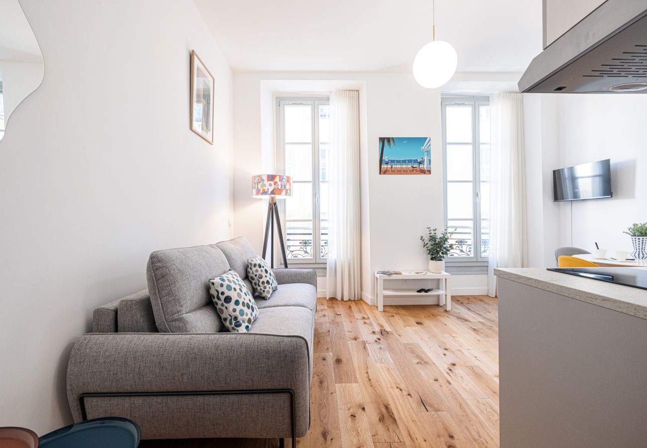 Studio in Nice - New Studio City Center - A/C Studio in Nice - New Studio City Center - A/C