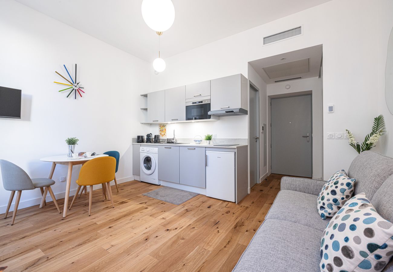 Studio in Nice - New Studio City Center - A/C Studio in Nice - New Studio City Center - A/C