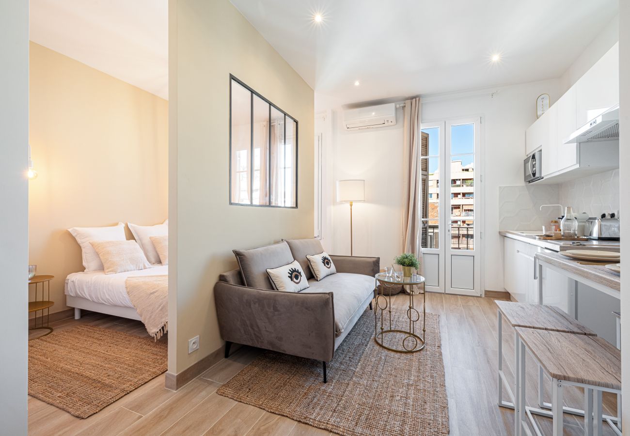 Apartment in Nice - Bright studio - Riquier - Air-conditioned