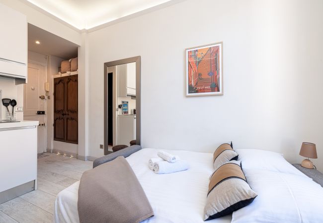 Studio in Nice - Bohemian studio - Port district Studio in Nice - Bohemian studio - Port district