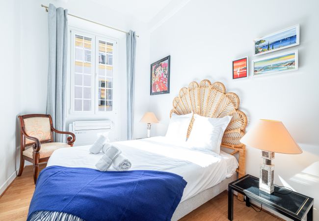 Apartment in Nice - Superb 3-room apartment - Air-conditioned - Old Town Apartment in Nice - Superb 3-room apartment - Air-conditioned - Old Town