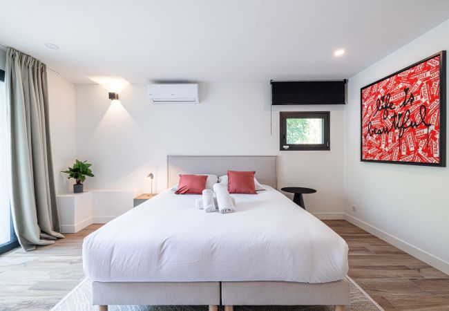 Villa in Mougins - Unique Villa - Contemporary - Swimming pool - Air conditioning Villa in Mougins - Unique Villa - Contemporary - Swimming pool - Air conditioning