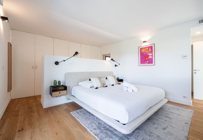 Villa in Mougins - Unique Villa - Contemporary - Swimming pool - Air conditioning Villa in Mougins - Unique Villa - Contemporary - Swimming pool - Air conditioning