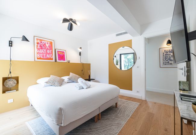 Villa in Mougins - Unique Villa - Contemporary - Swimming pool - Air conditioning Villa in Mougins - Unique Villa - Contemporary - Swimming pool - Air conditioning