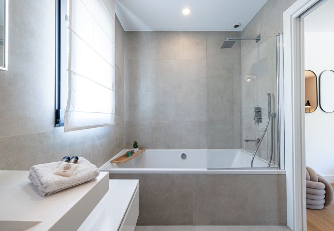 Villa in Mougins - Unique Villa - Contemporary - Swimming pool - Air conditioning Villa in Mougins - Unique Villa - Contemporary - Swimming pool - Air conditioning