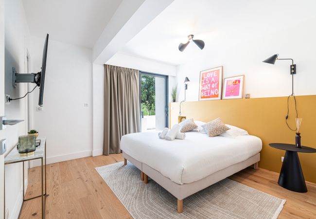 Villa in Mougins - Unique Villa - Contemporary - Swimming pool - Air conditioning Villa in Mougins - Unique Villa - Contemporary - Swimming pool - Air conditioning