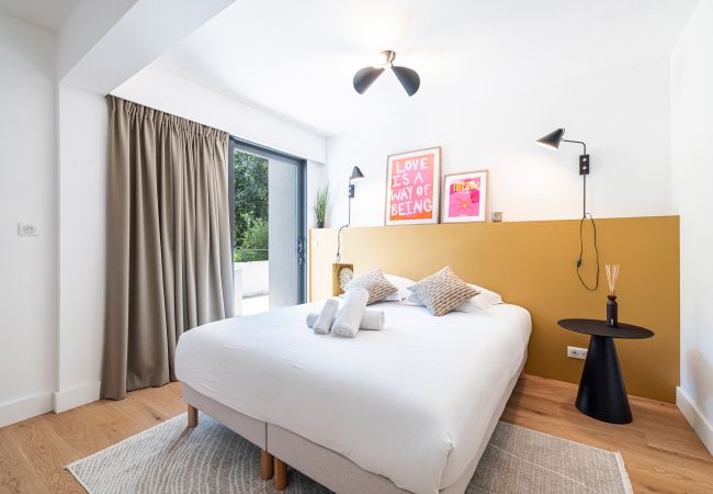 Villa in Mougins - Unique Villa - Contemporary - Swimming pool - Air conditioning Villa in Mougins - Unique Villa - Contemporary - Swimming pool - Air conditioning