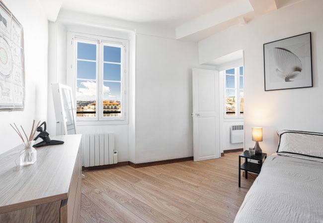 Apartment in Nice - Beautiful apartment - Ideal for family stay - A/C Apartment in Nice - Beautiful apartment - Ideal for family stay - A/C