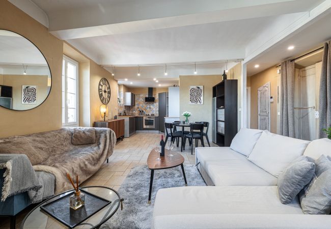 Apartment in Nice - Beautiful apartment - Ideal for family stay - A/C Apartment in Nice - Beautiful apartment - Ideal for family stay - A/C