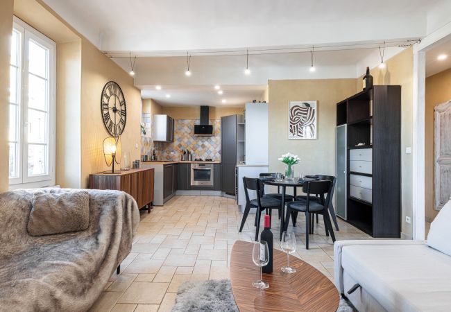 Apartment in Nice - Beautiful apartment - Ideal for family stay - A/C Apartment in Nice - Beautiful apartment - Ideal for family stay - A/C