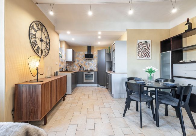 Apartment in Nice - Beautiful apartment - Ideal for family stay - A/C Apartment in Nice - Beautiful apartment - Ideal for family stay - A/C