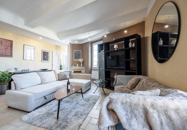 Apartment in Nice - Beautiful apartment - Ideal for family stay - A/C Apartment in Nice - Beautiful apartment - Ideal for family stay - A/C