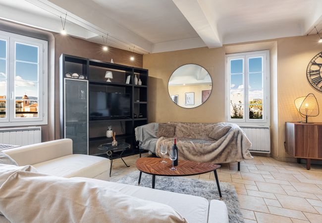 Apartment in Nice - Beautiful apartment - Ideal for family stay - A/C Apartment in Nice - Beautiful apartment - Ideal for family stay - A/C