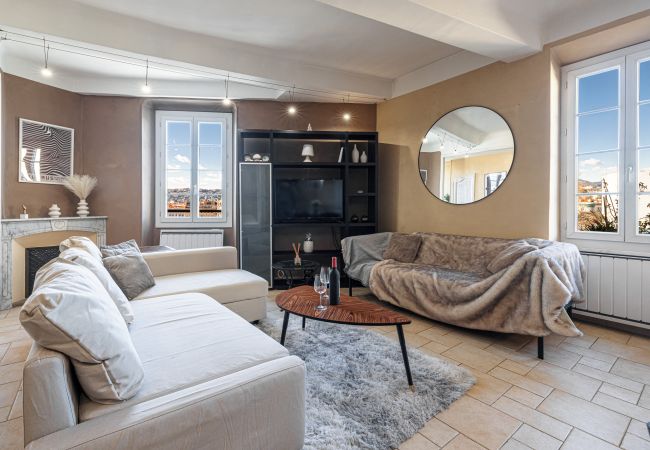 Apartment in Nice - Beautiful apartment - Ideal for family stay - A/C Apartment in Nice - Beautiful apartment - Ideal for family stay - A/C