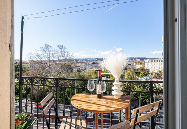 Apartment in Nice - Beautiful apartment - Ideal for family stay - A/C Apartment in Nice - Beautiful apartment - Ideal for family stay - A/C