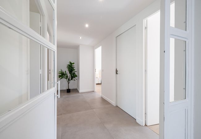 House in Nice - Contemporary villa Crémat - Swimming pool - AC House in Nice - Contemporary villa Crémat - Swimming pool - AC