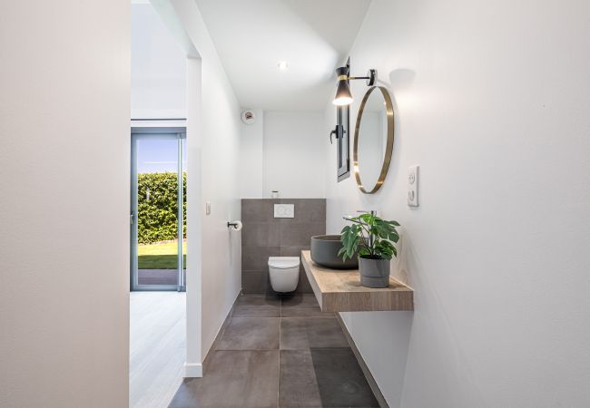 House in Nice - Contemporary villa Crémat - Swimming pool - AC House in Nice - Contemporary villa Crémat - Swimming pool - AC