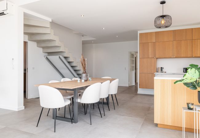 House in Nice - Contemporary villa Crémat - Swimming pool - AC House in Nice - Contemporary villa Crémat - Swimming pool - AC