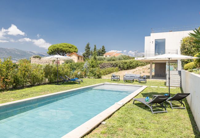 House in Nice - Contemporary villa Crémat - Swimming pool - AC House in Nice - Contemporary villa Crémat - Swimming pool - AC