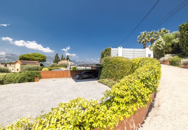 House in Nice - Contemporary villa Crémat - Swimming pool - AC House in Nice - Contemporary villa Crémat - Swimming pool - AC