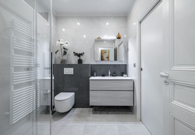 Apartment in Nice - Sublime 140m2 apartment - AC - Near the sea Apartment in Nice - Sublime 140m2 apartment - AC - Near the sea