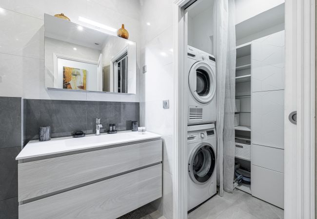 Apartment in Nice - Sublime 140m2 apartment - AC - Near the sea Apartment in Nice - Sublime 140m2 apartment - AC - Near the sea