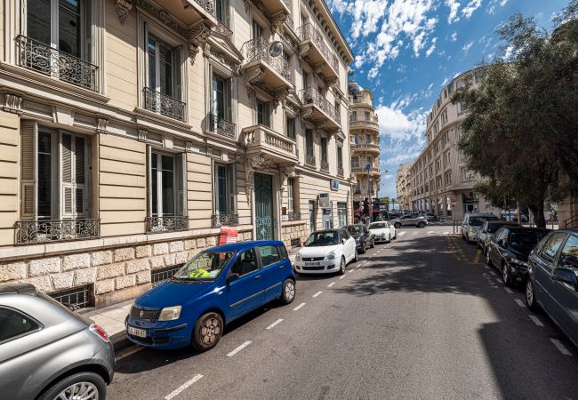 Apartment in Nice - Sublime 140m2 apartment - AC - Near the sea Apartment in Nice - Sublime 140m2 apartment - AC - Near the sea