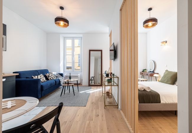  in Nice - Nice A/C studio - near Promenade des Anglais